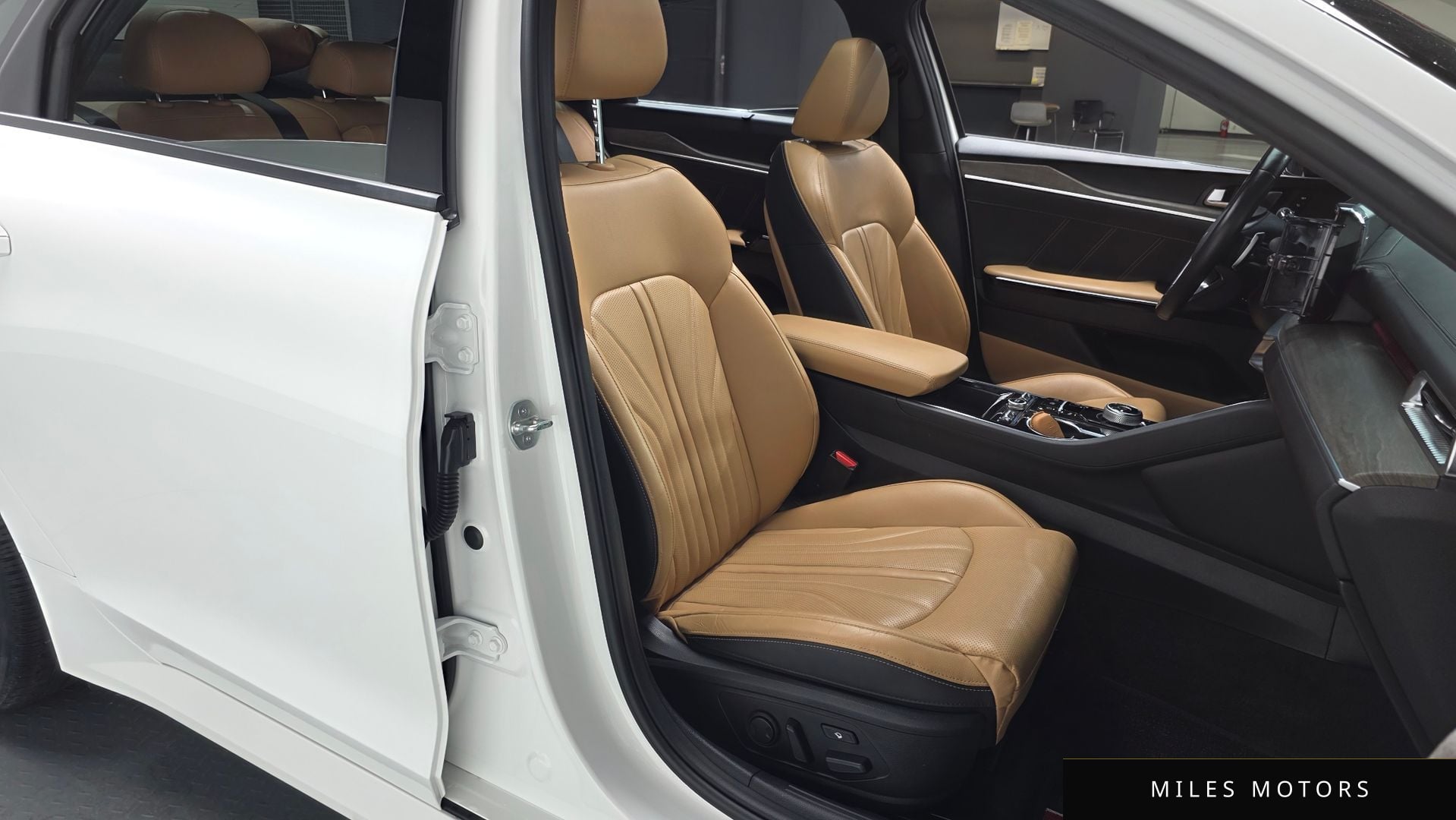 Kia K5 2023 — миниатюра 9