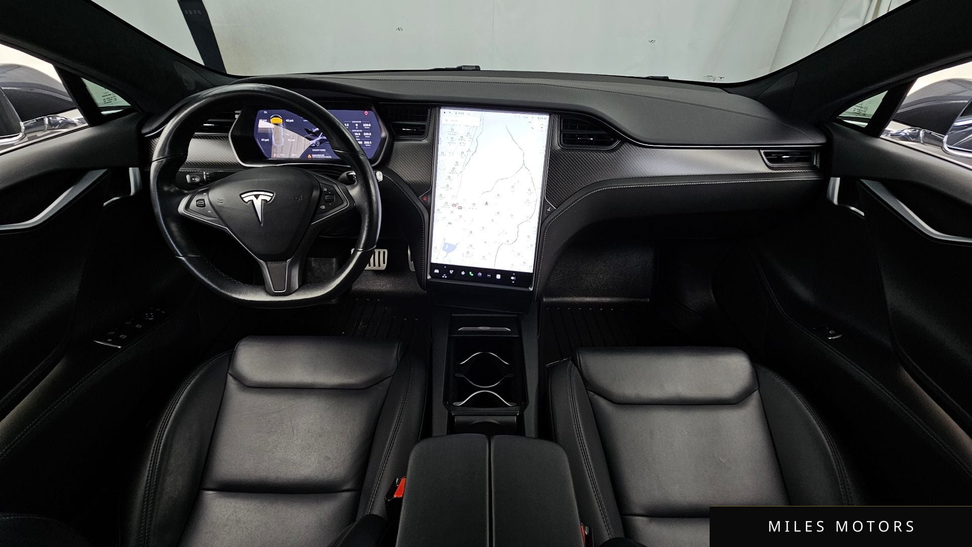 Tesla Model S 2020 — миниатюра 7