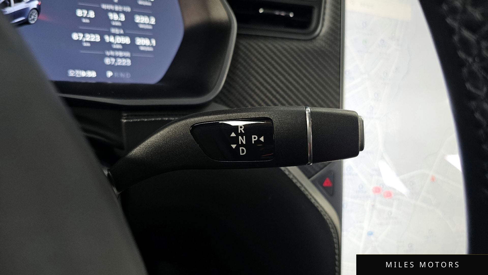 Tesla Model S 2020 — миниатюра 9