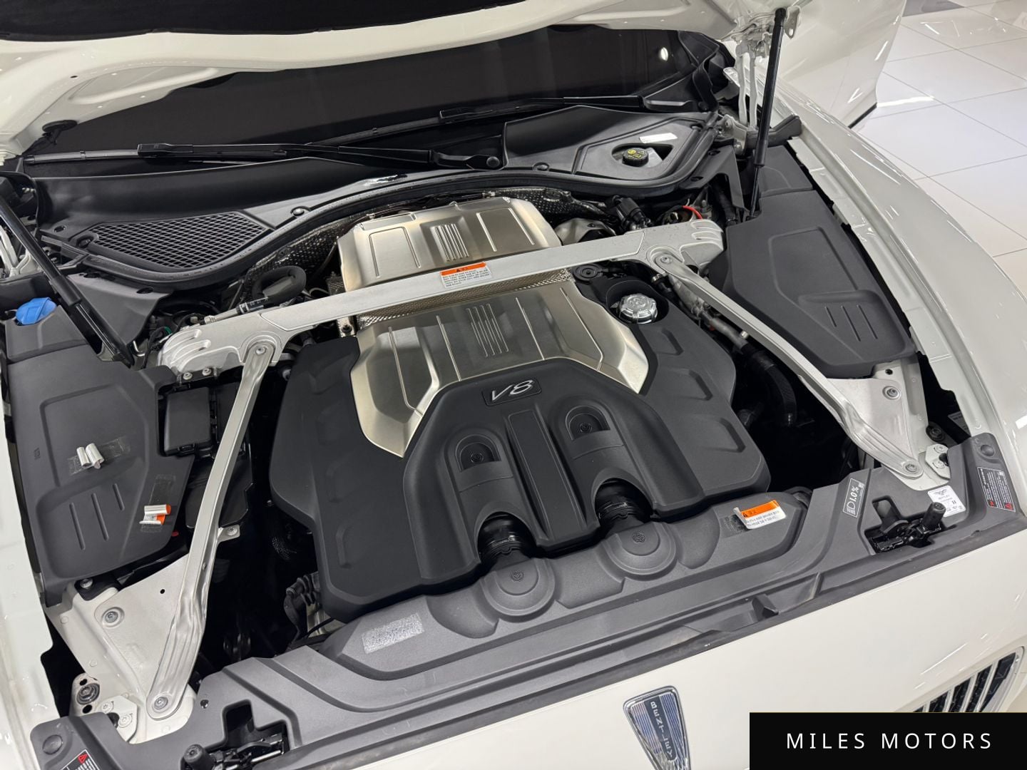 Bentley Flying Spur 2021 — миниатюра 5