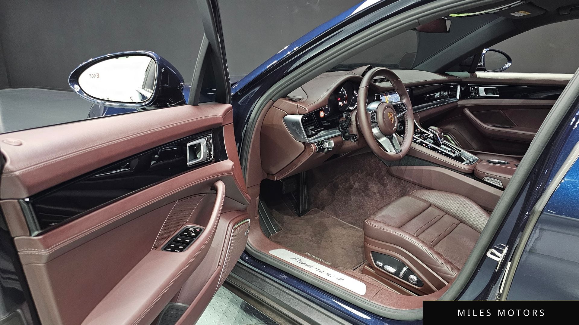 Porsche Panamera 2020 — миниатюра 11