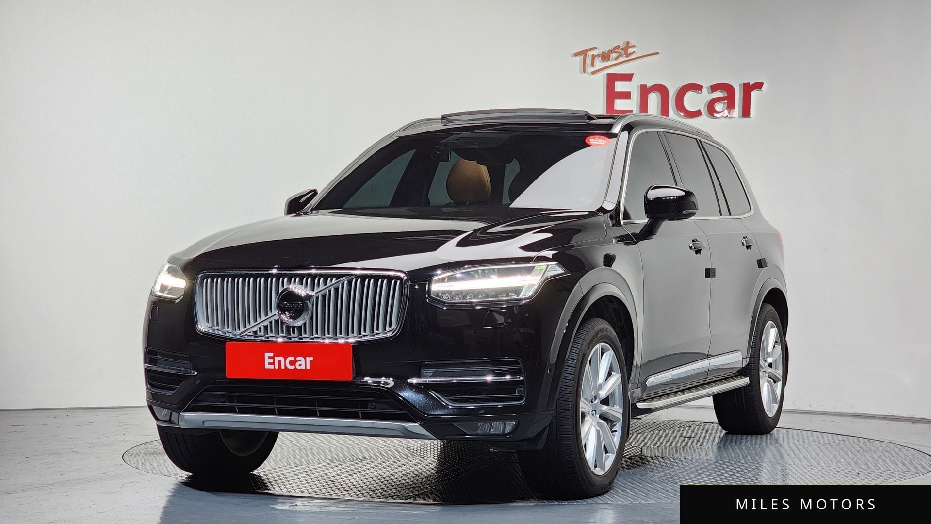 Volvo XC90 2018 — фото 1 из 12