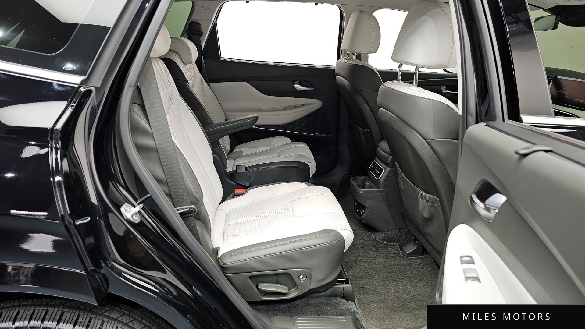Hyundai Santafe 2023 — миниатюра 12