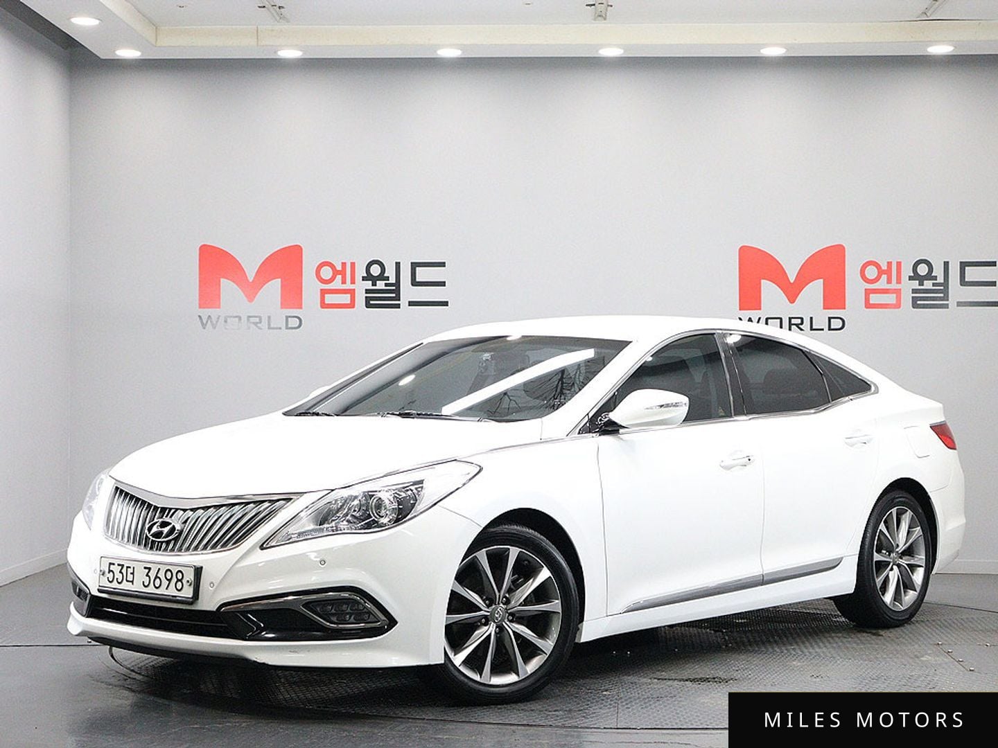 Hyundai Grandeur 2015 — фото 1 из 12