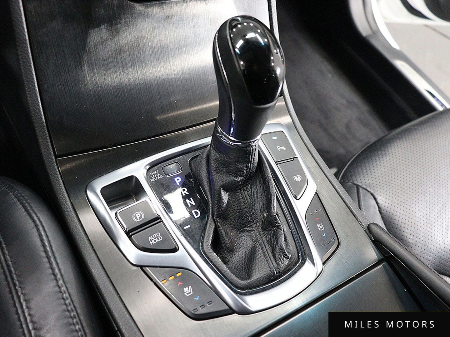 Hyundai Grandeur 2015 — миниатюра 10
