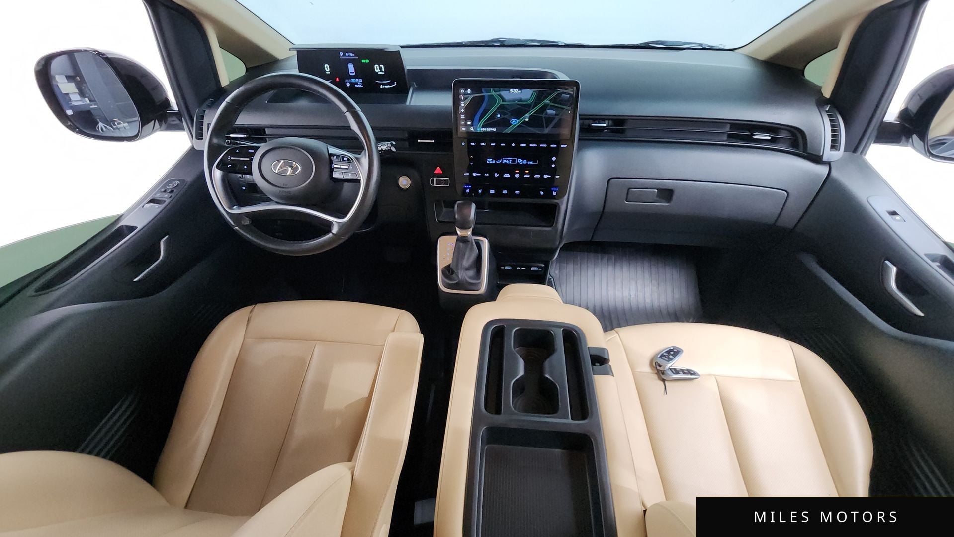 Hyundai Staria 2023 — миниатюра 7