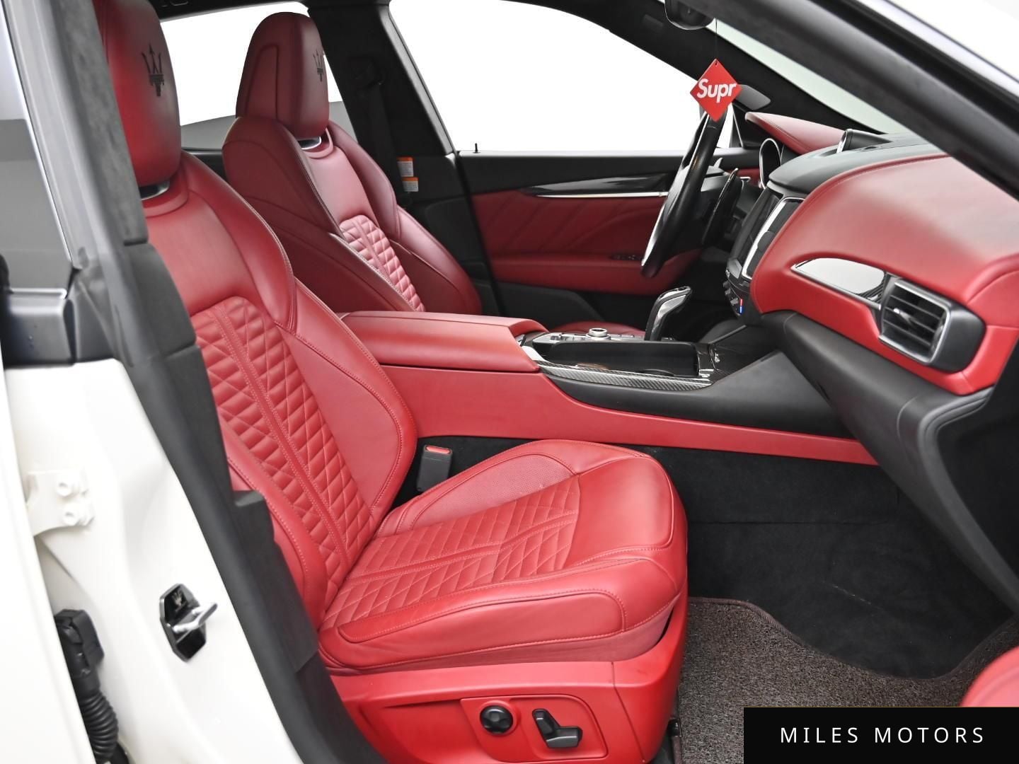 Maserati 르반떼 2019 — миниатюра 11