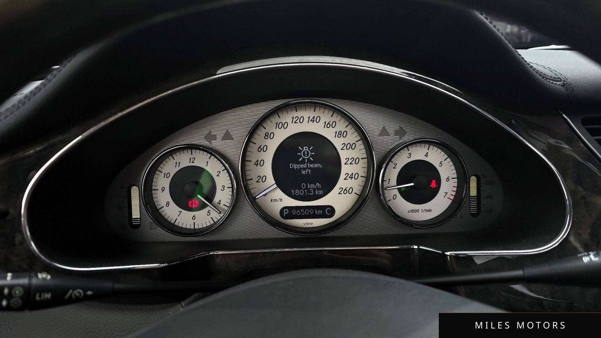 Mercedes-Benz CLS-Class W219 2010 — миниатюра 8