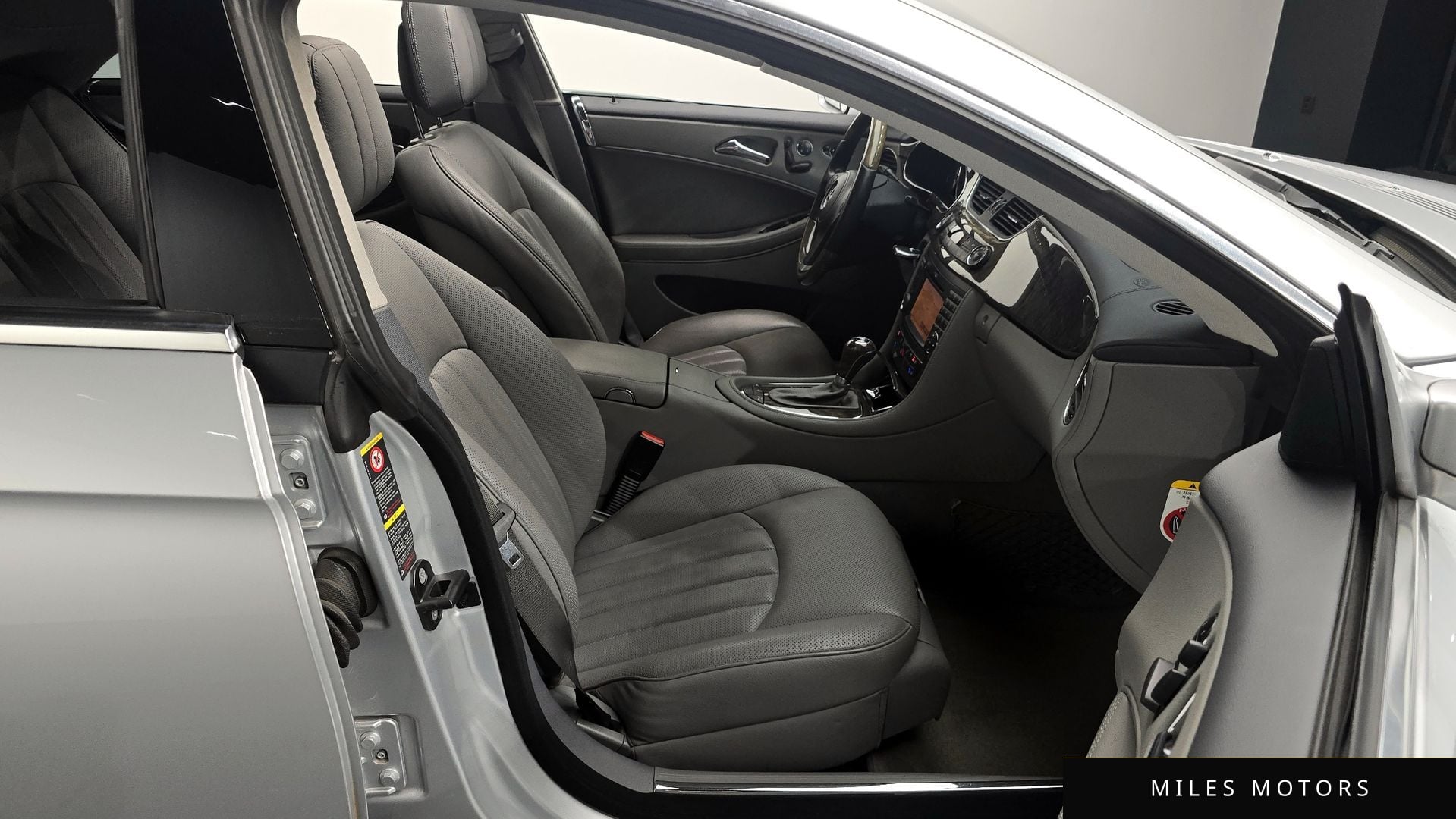 Mercedes-Benz CLS-Class W219 2010 — миниатюра 10