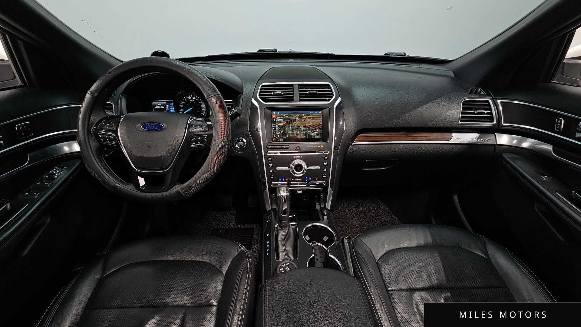 Ford Explorer 2017 — миниатюра 7