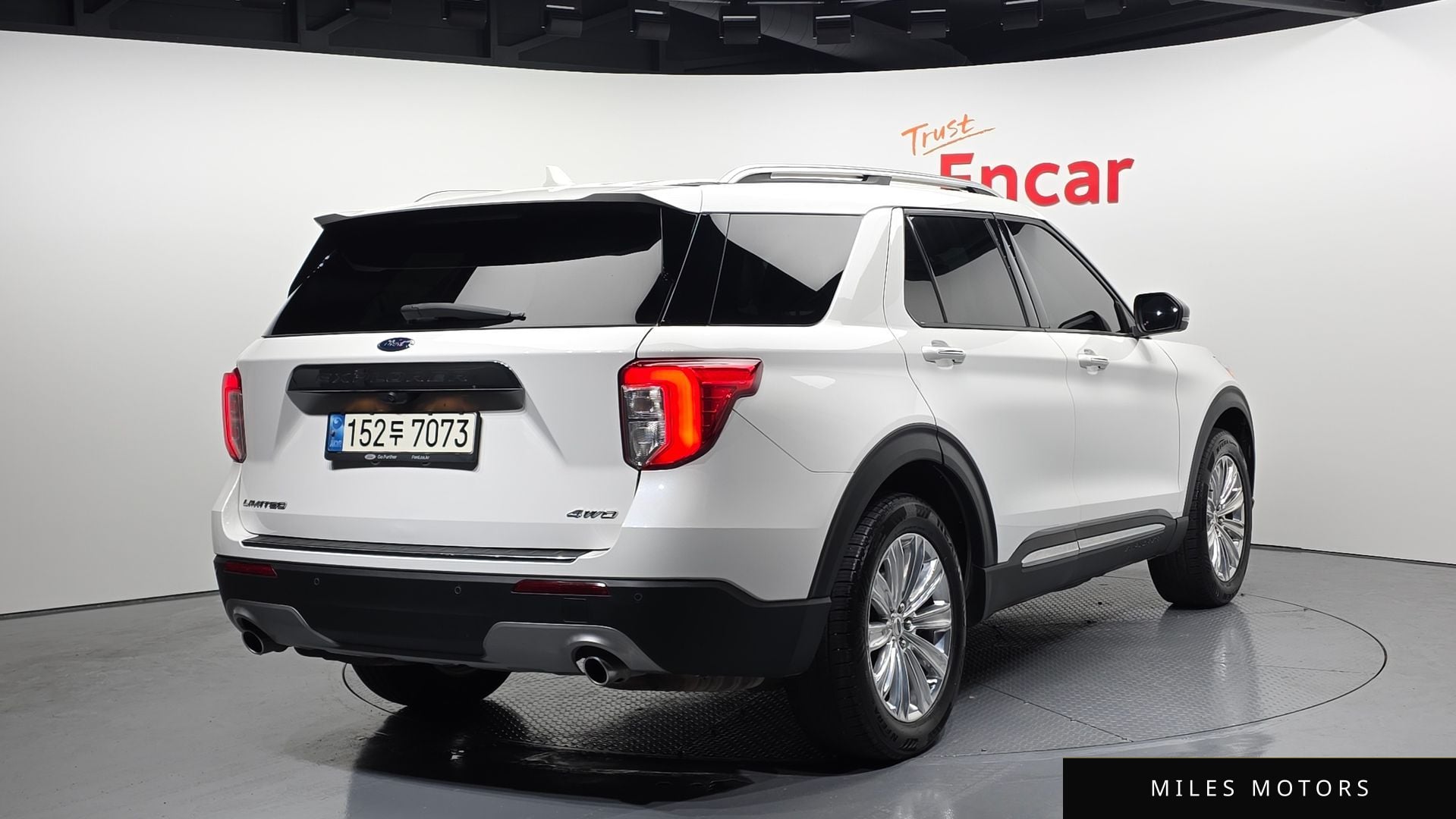 Ford Explorer 2022 — миниатюра 2