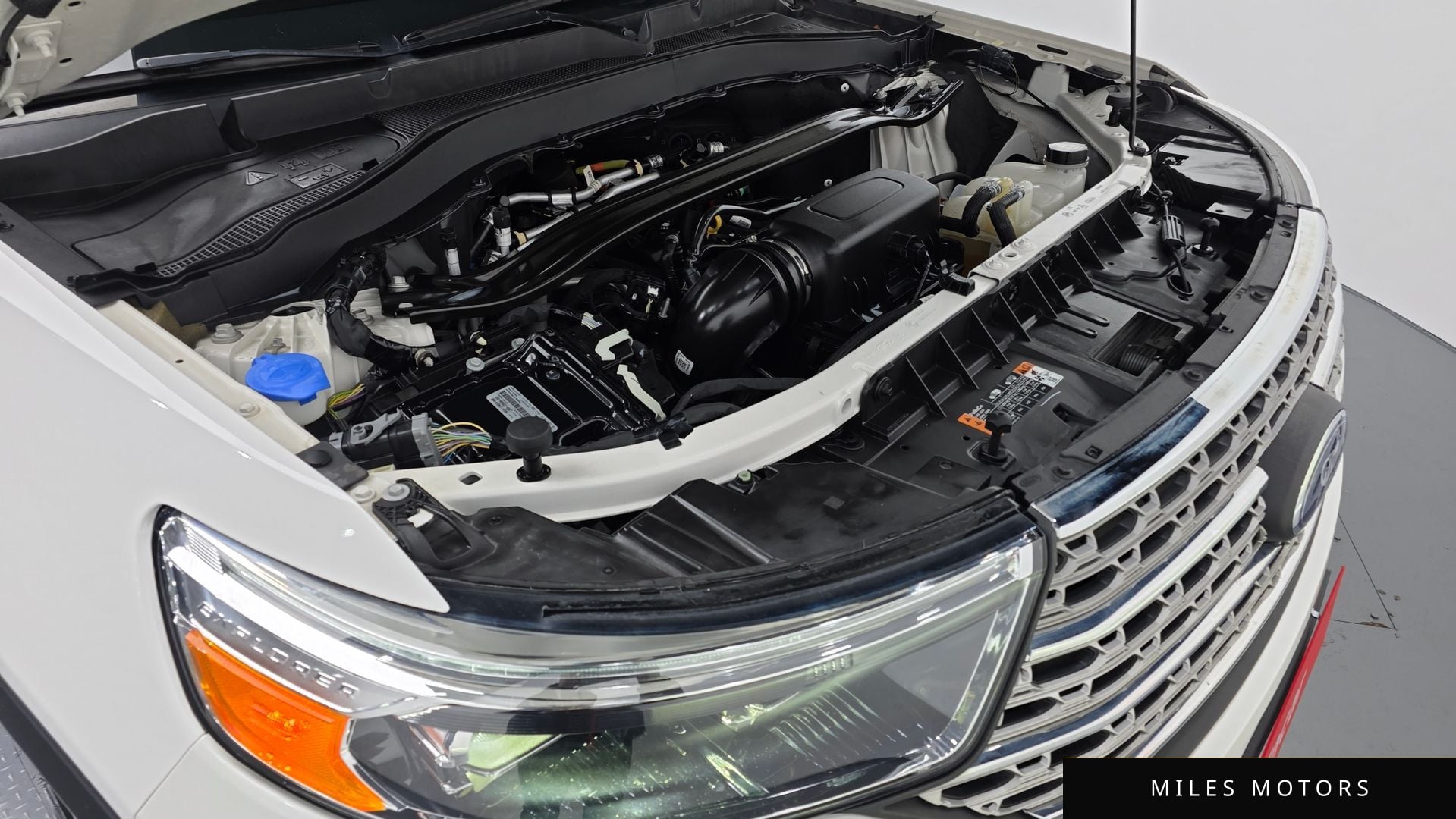 Ford Explorer 2022 — миниатюра 6