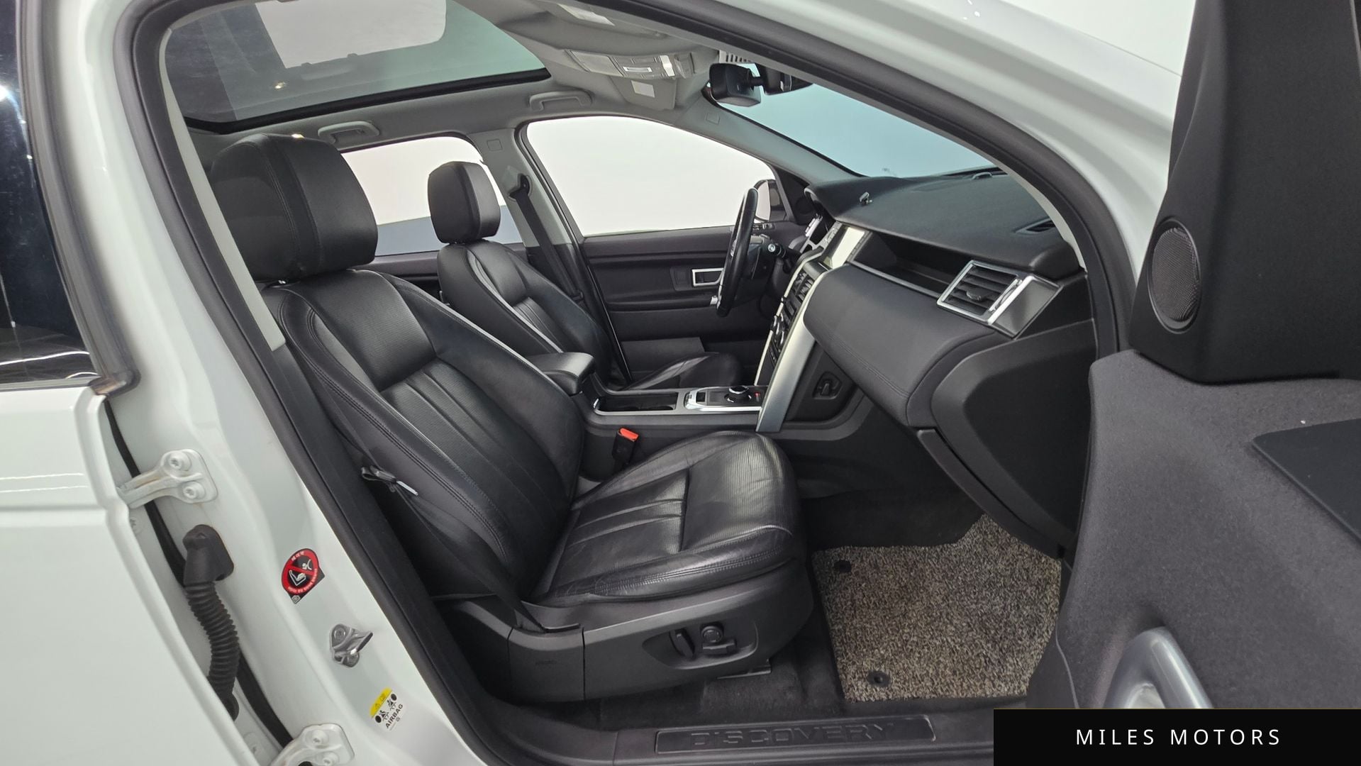 Land Rover Discovery Sport 2019 — миниатюра 11