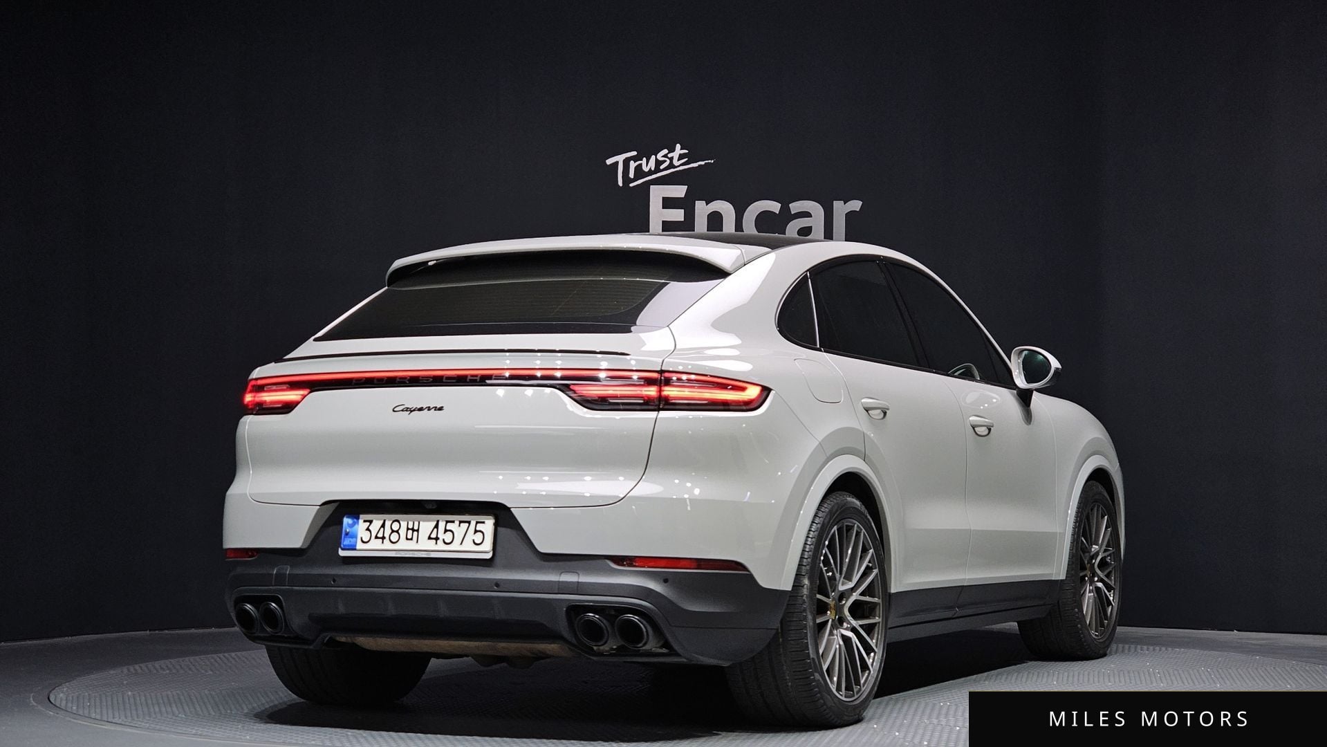Porsche Cayenne 2022 — миниатюра 2