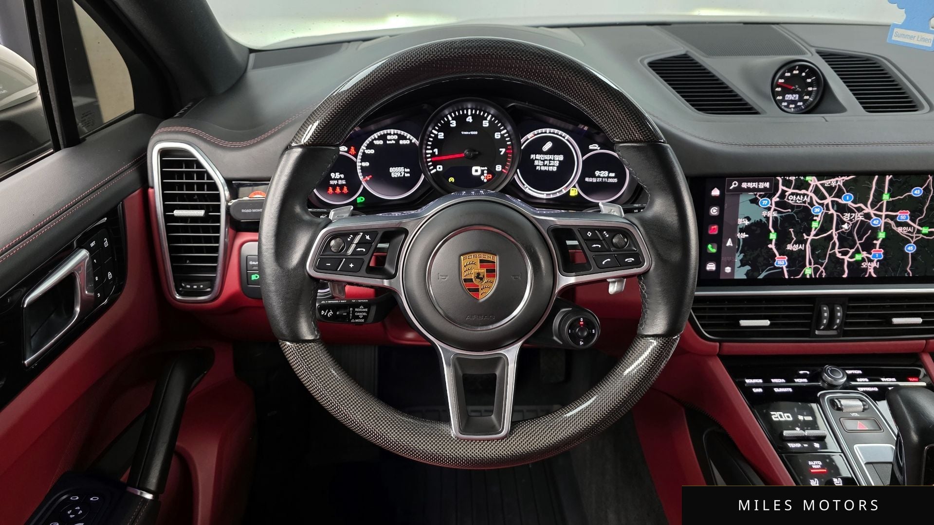 Porsche Cayenne 2022 — миниатюра 13