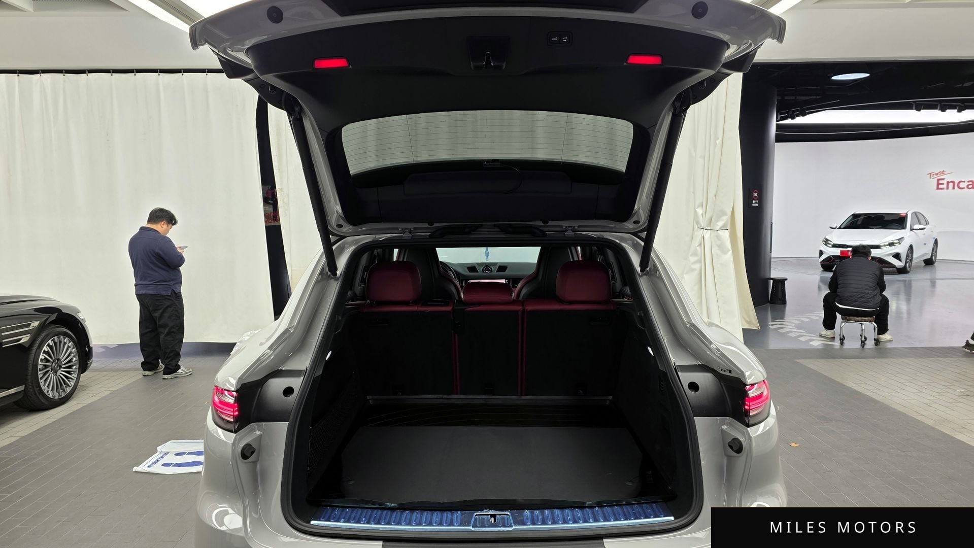 Porsche Cayenne 2022 — миниатюра 20