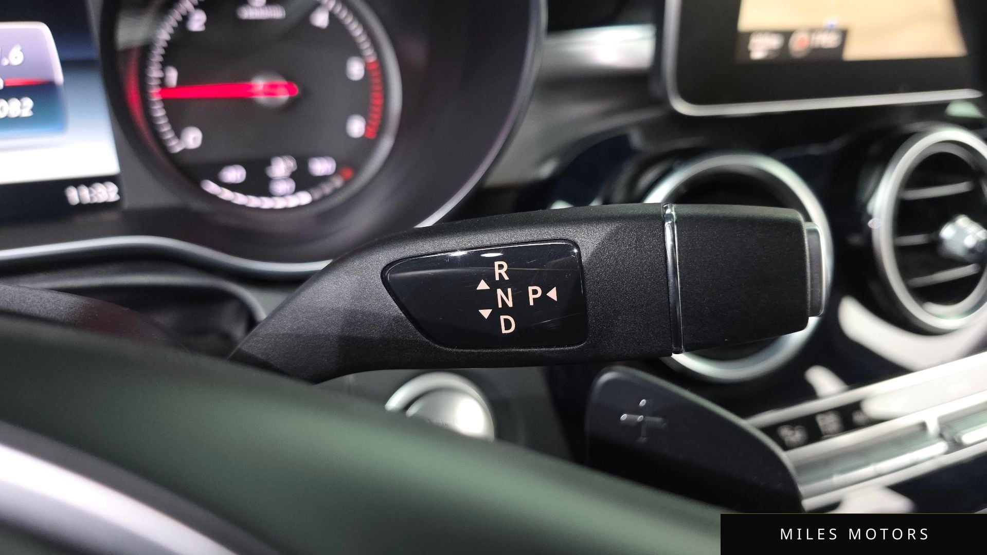 Mercedes-Benz C-Class W205 2015 — миниатюра 9