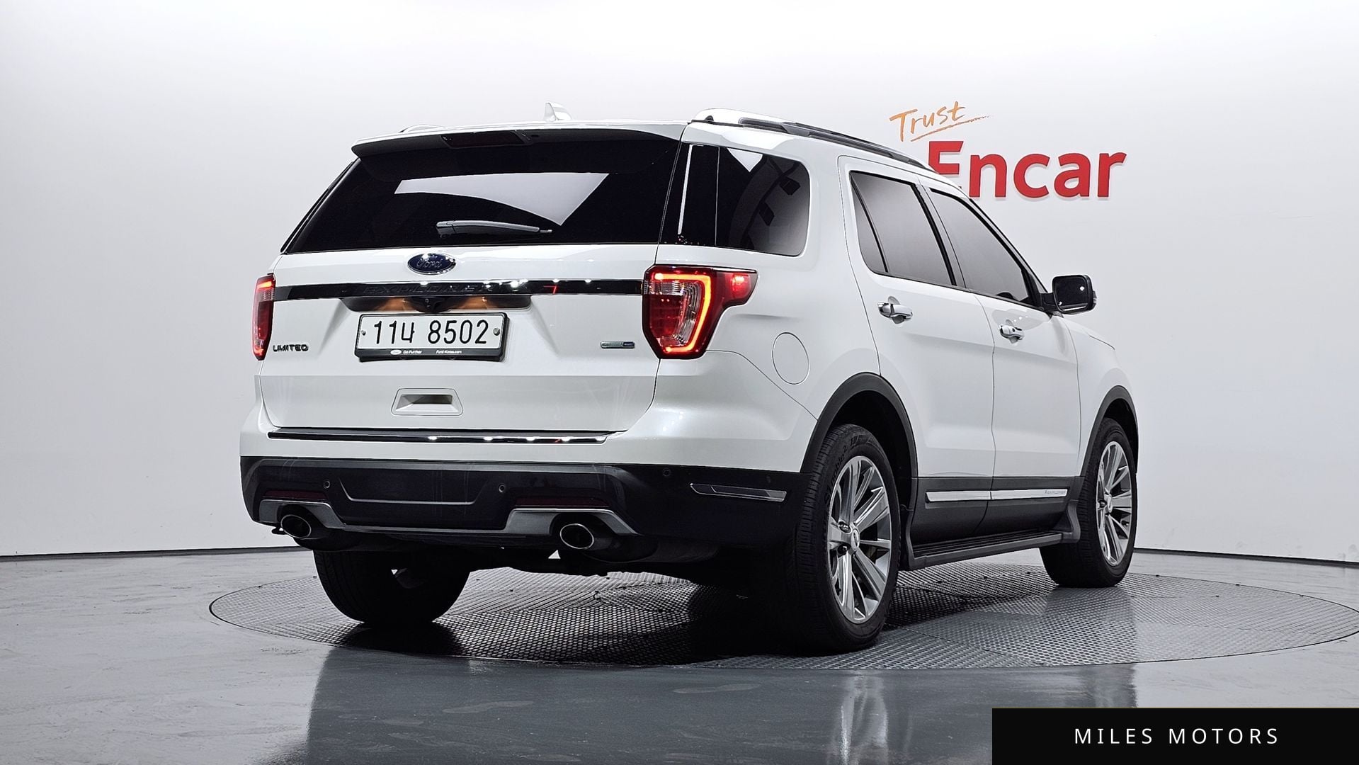 Ford Explorer 2018 — миниатюра 2