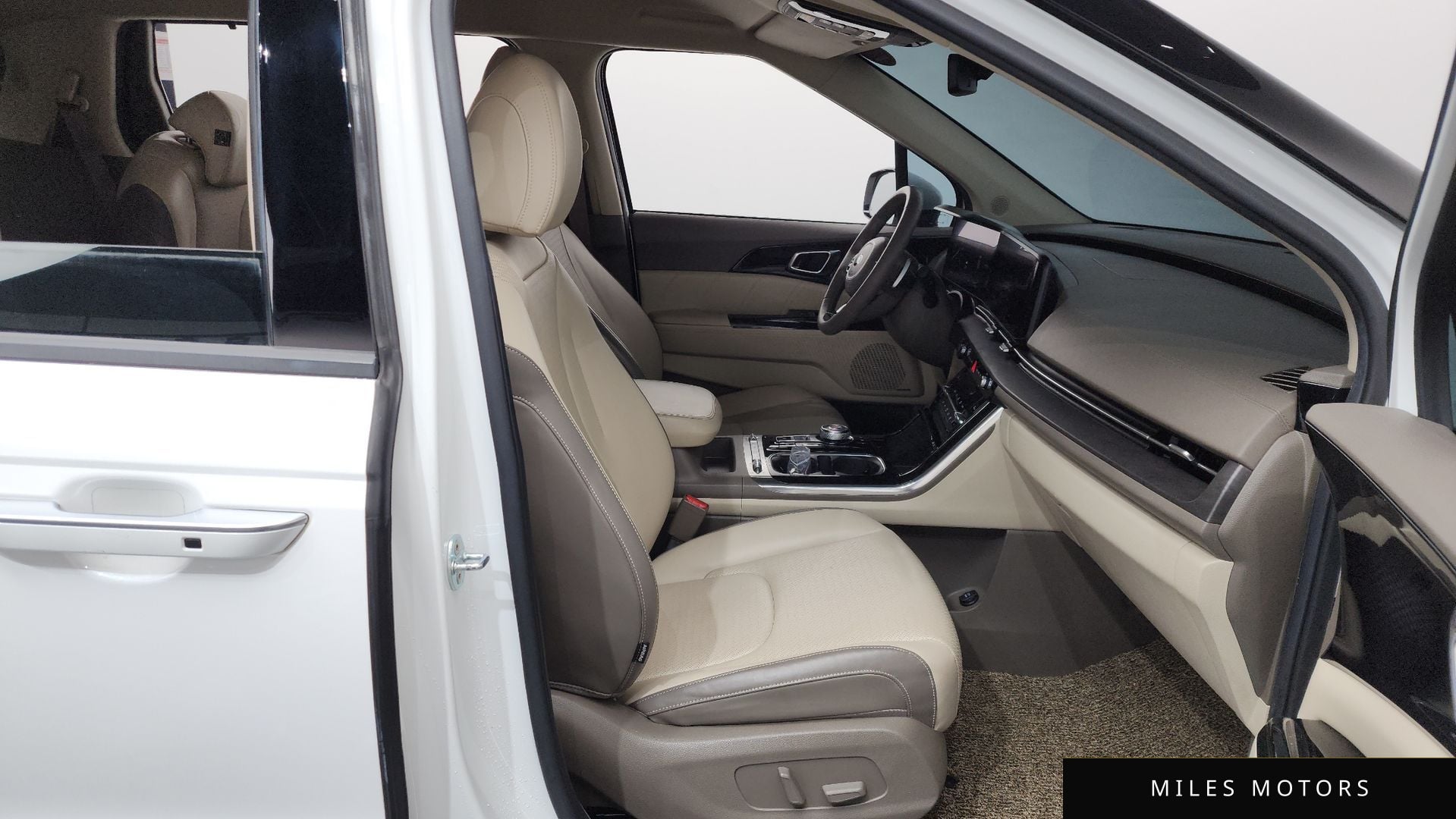 Kia Carnival 2021 — миниатюра 11