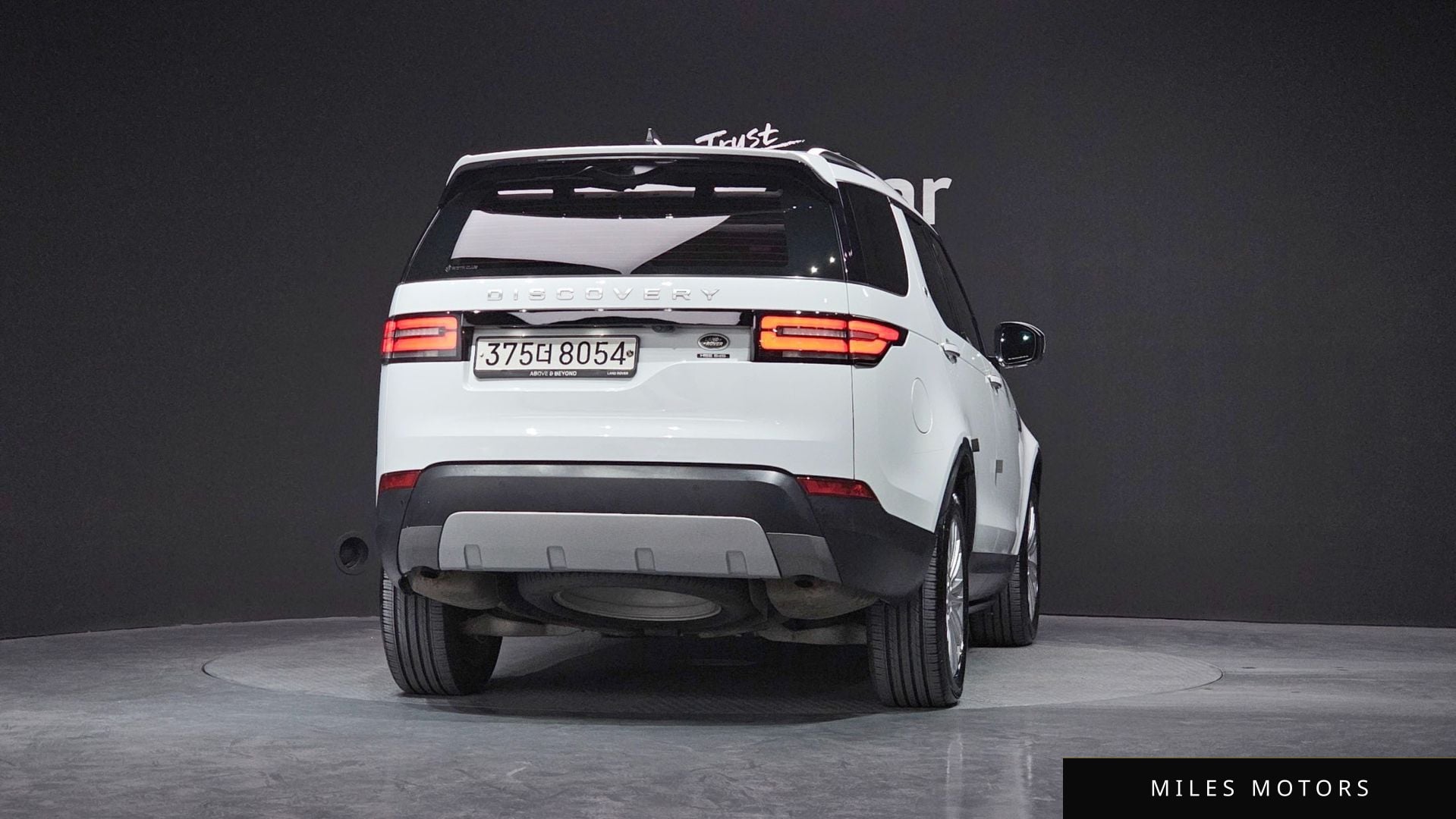 Land Rover Discovery 2019 — миниатюра 4
