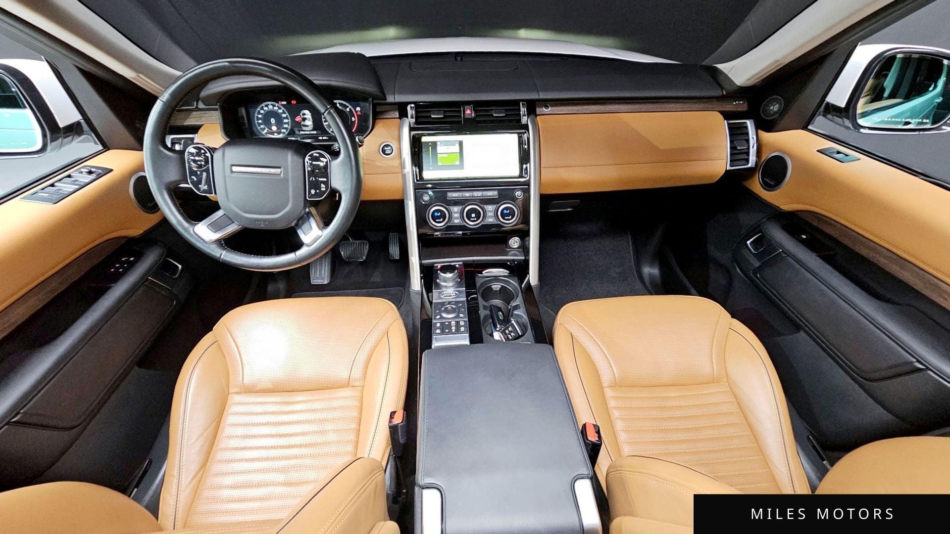Land Rover Discovery 2019 — миниатюра 7