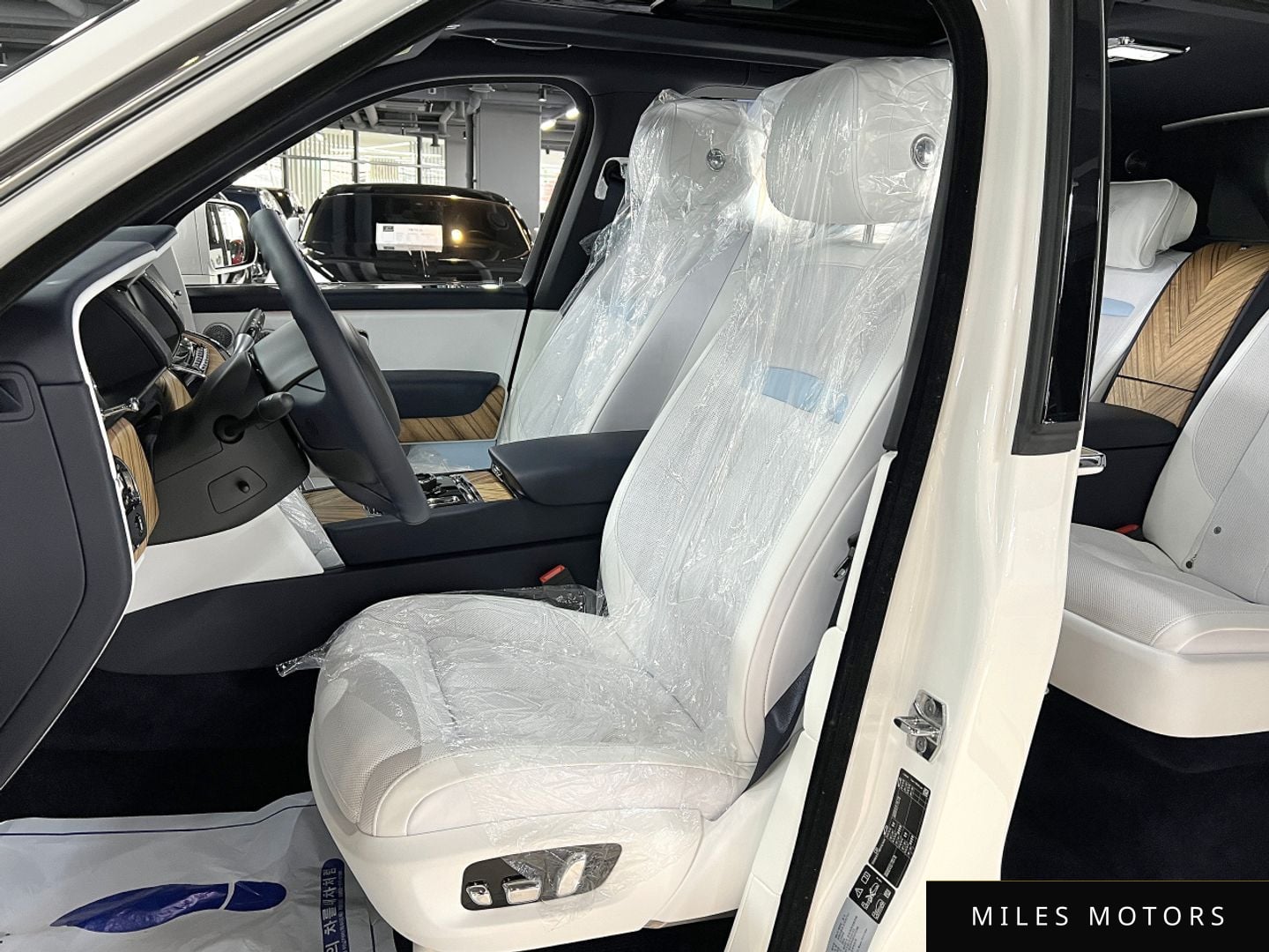 Rolls-Royce Cullinan 2020 — миниатюра 7