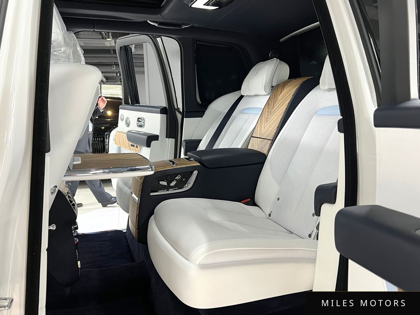 Rolls-Royce Cullinan 2020 — миниатюра 12