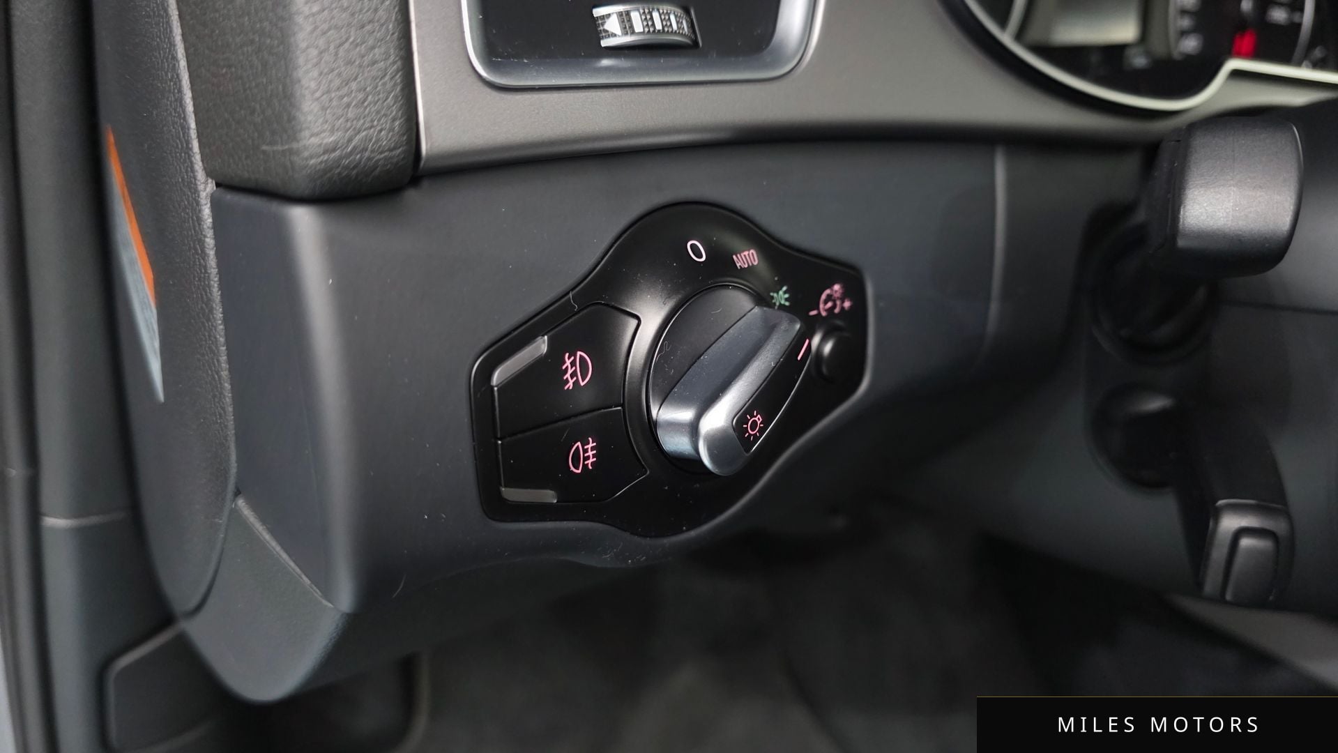 Audi A4 2015 — миниатюра 12