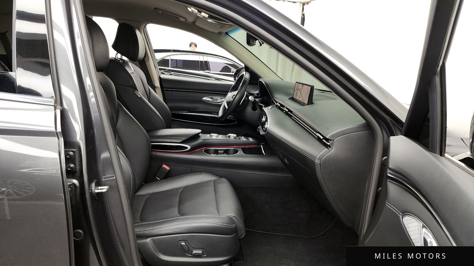 Genesis GV70 2021 — миниатюра 11