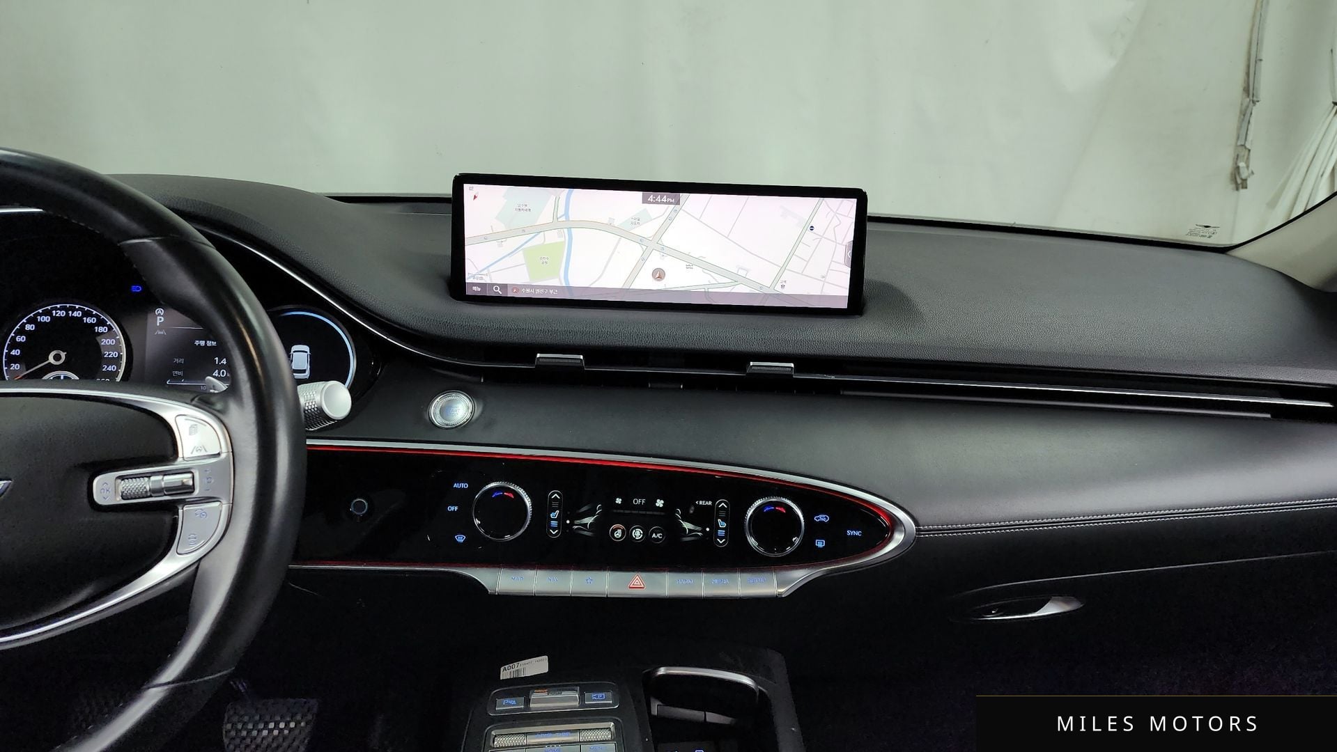 Genesis GV70 2021 — миниатюра 14