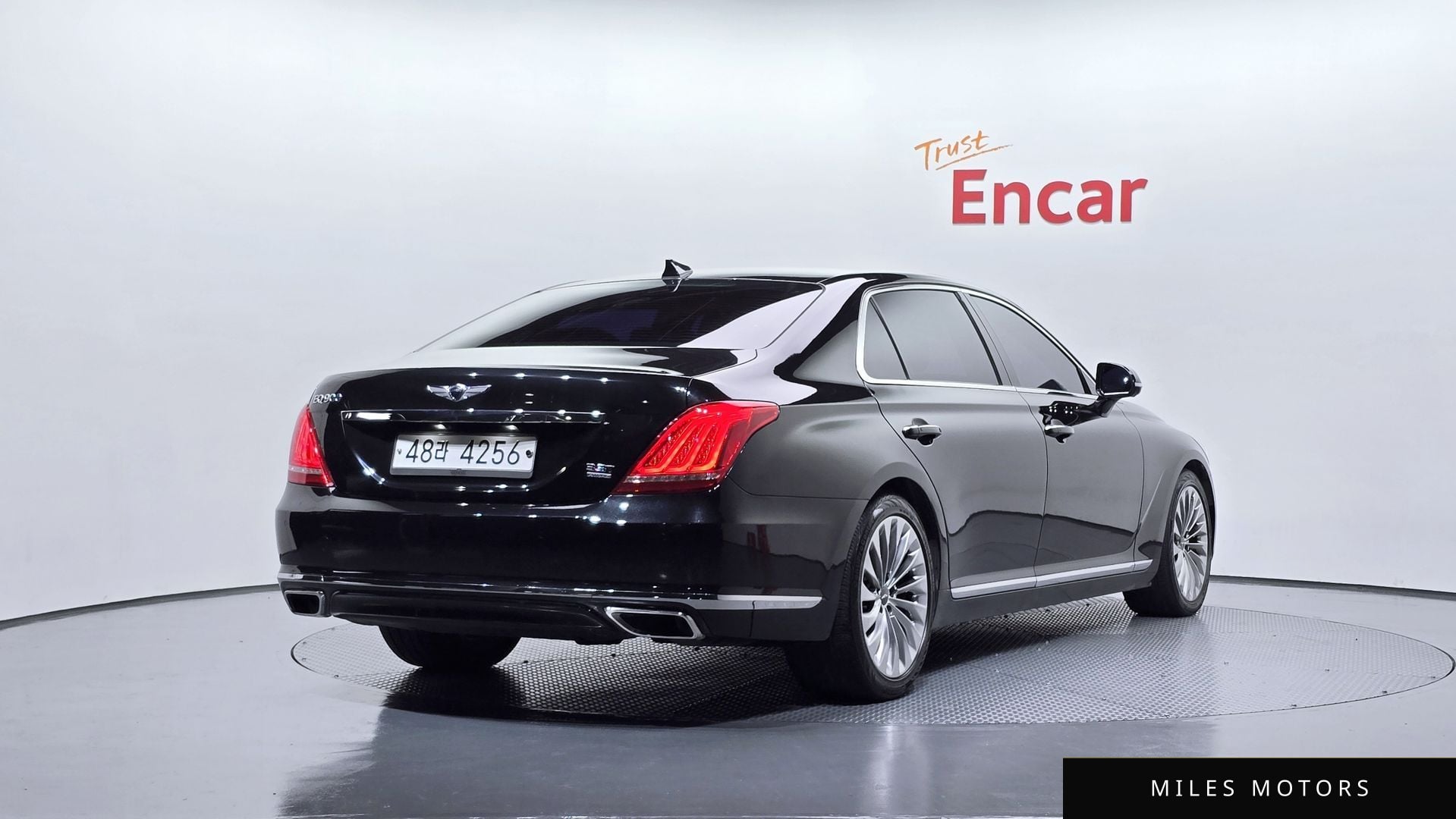 Genesis EQ900 2018 — миниатюра 2