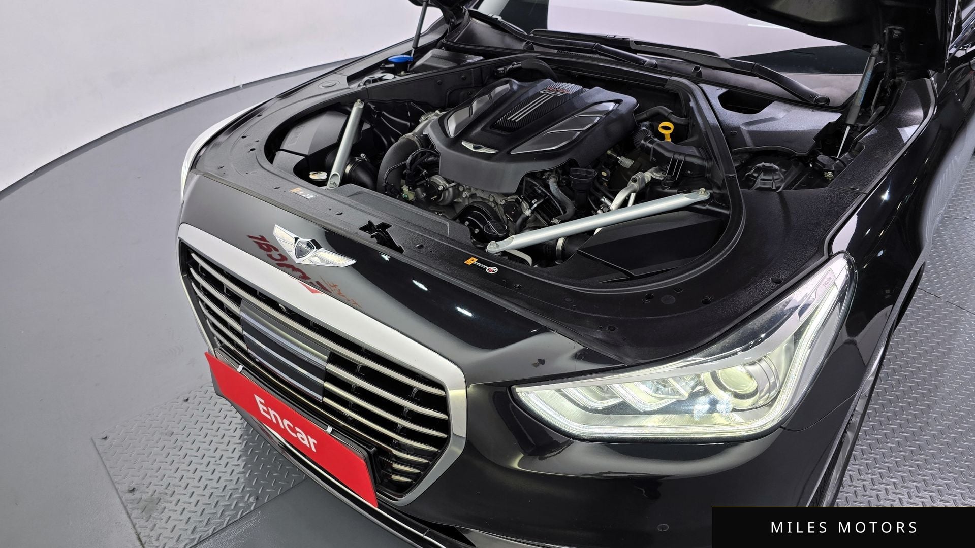 Genesis EQ900 2018 — миниатюра 6