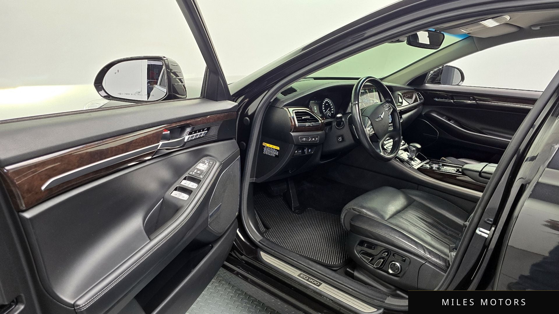 Genesis EQ900 2018 — миниатюра 11
