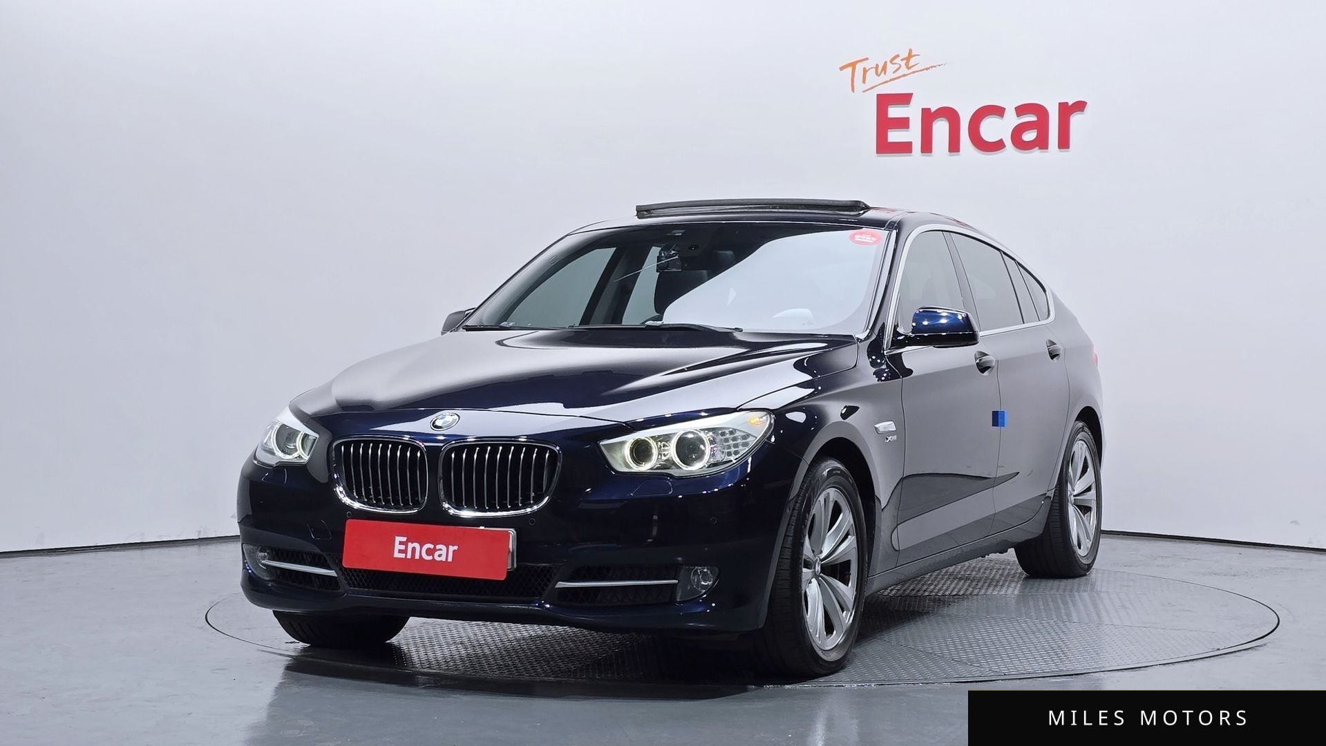 BMW 5 Series GT (F07) 2011 — фото 1 из 12