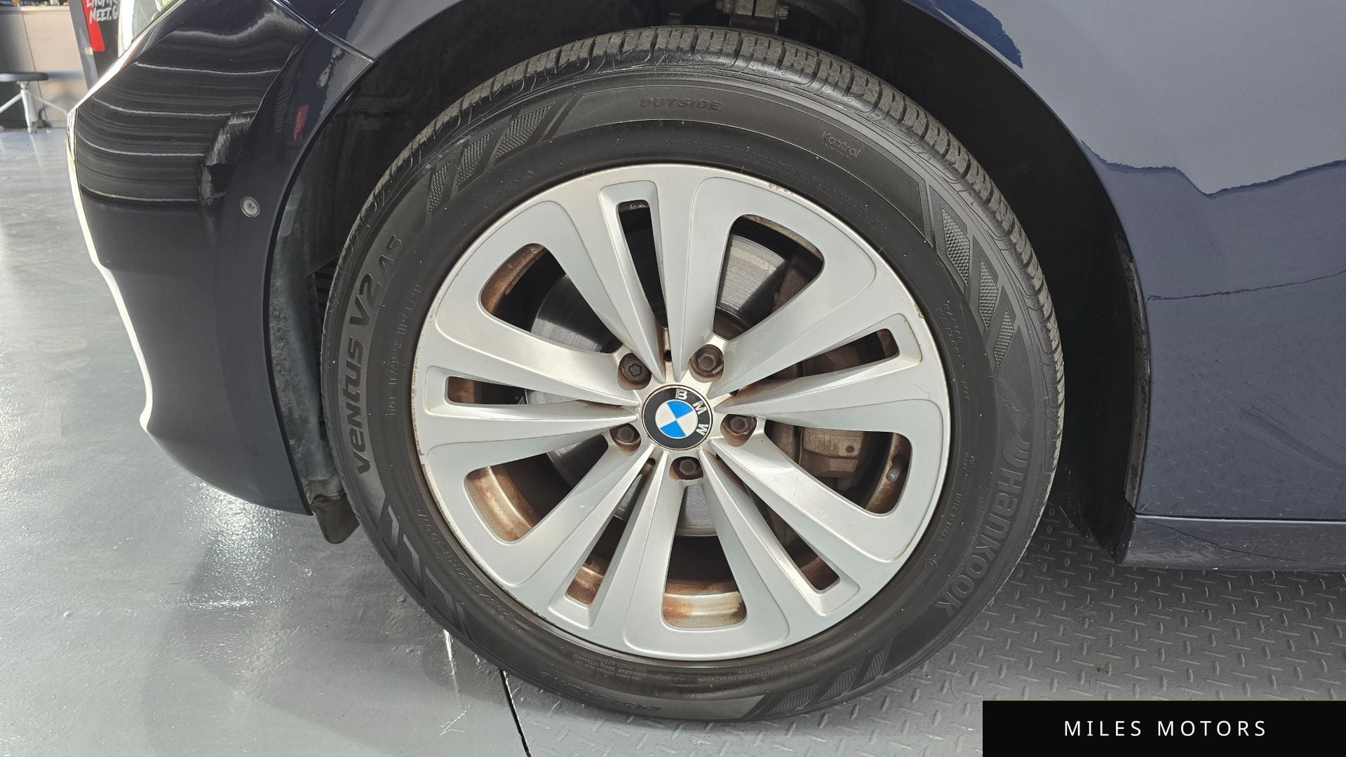 BMW 5 Series GT (F07) 2011 — миниатюра 5