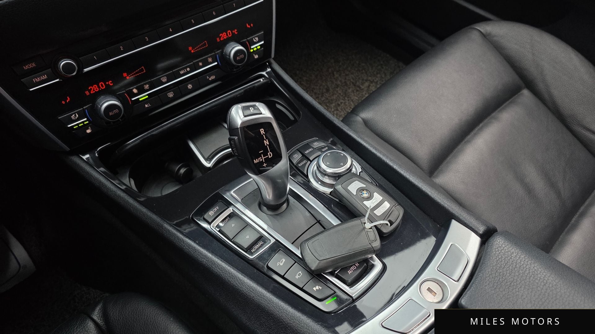 BMW 5 Series GT (F07) 2011 — миниатюра 9