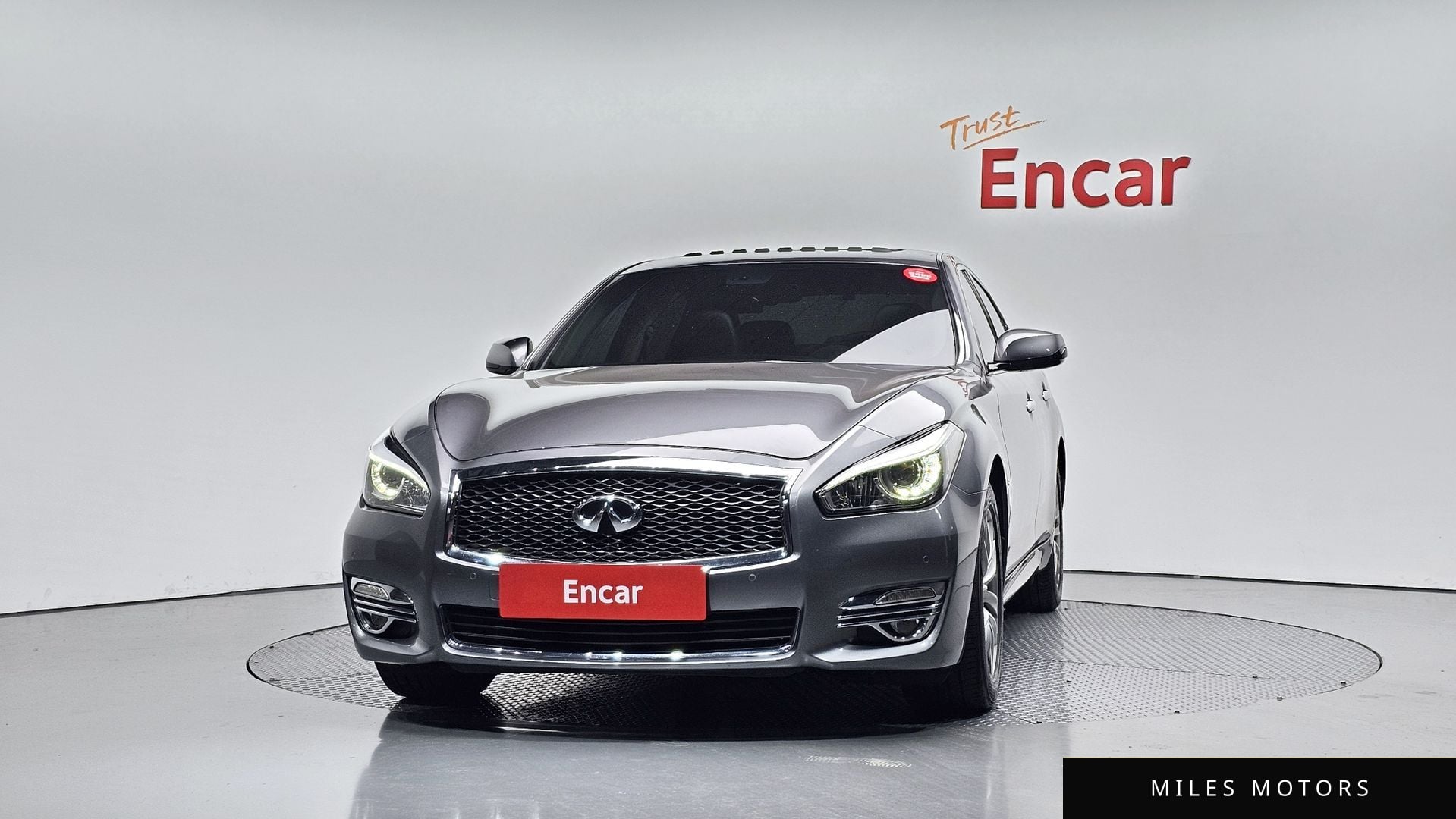 Infiniti Q70 2017 — миниатюра 3