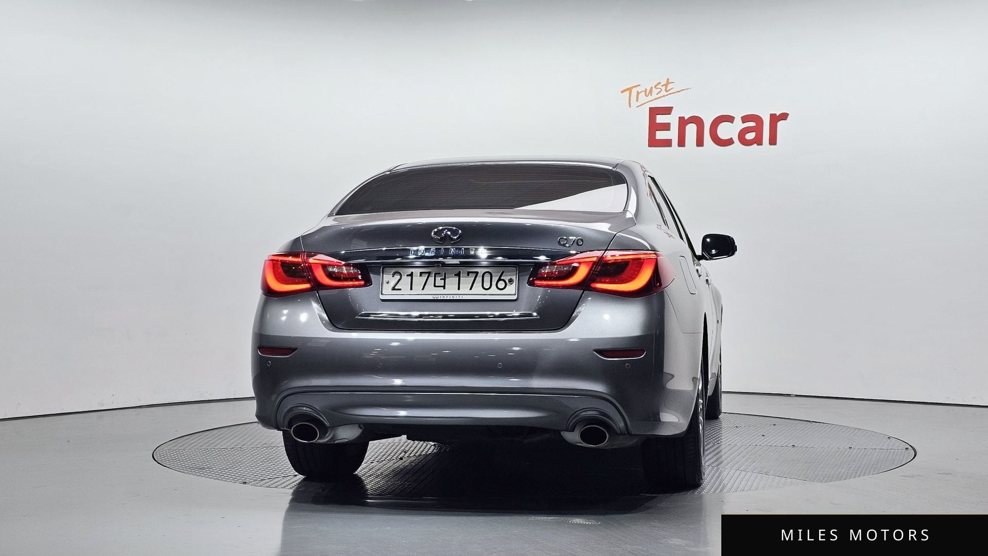 Infiniti Q70 2017 — миниатюра 4