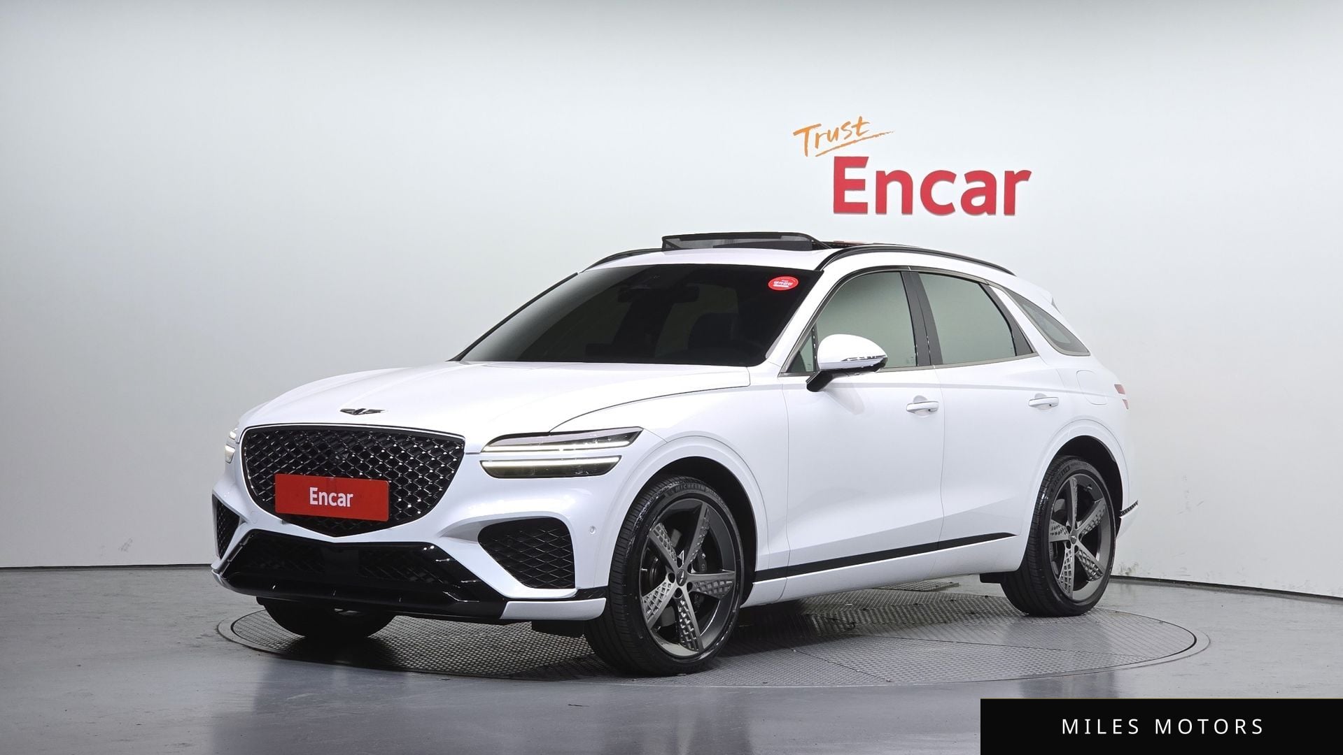 Genesis GV70 2023 — фото 1 из 12
