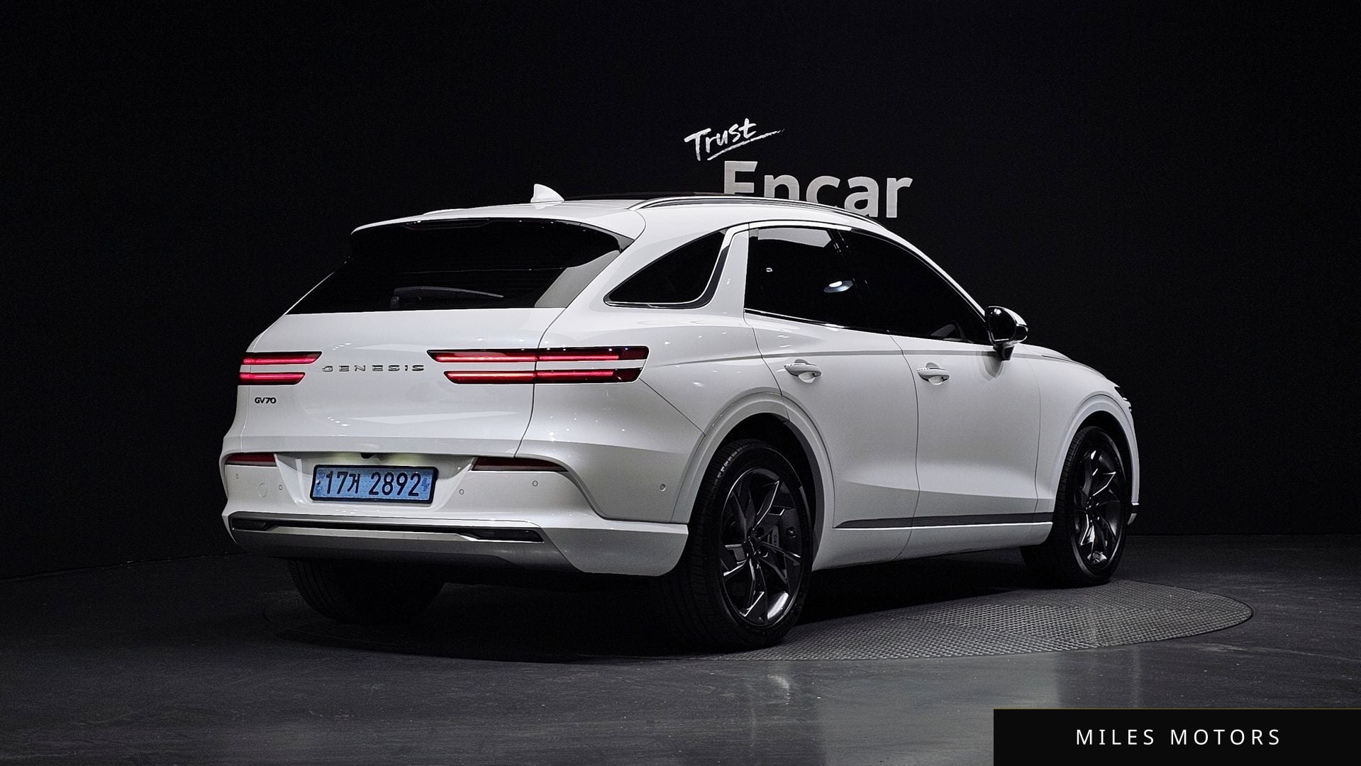 Genesis GV70 2022 — миниатюра 2