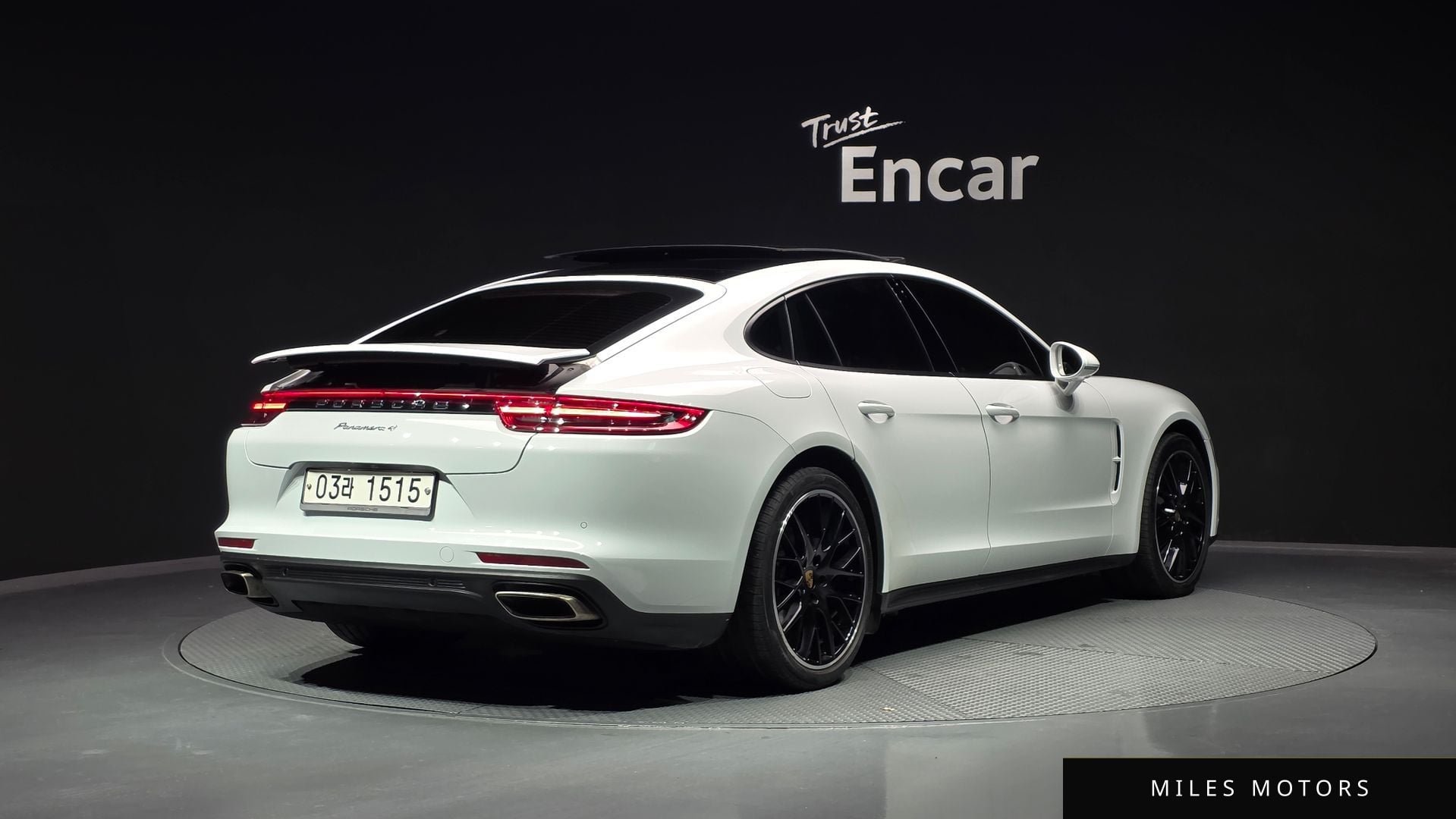 Porsche Panamera 2018 — миниатюра 2