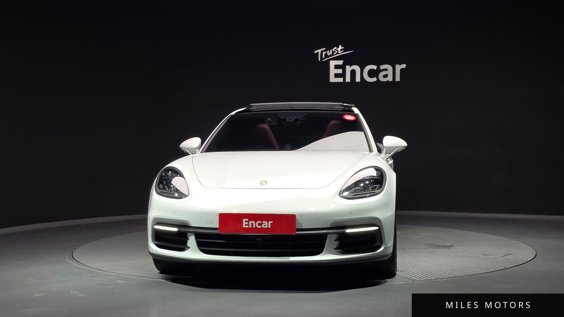 Porsche Panamera 2018 — миниатюра 3