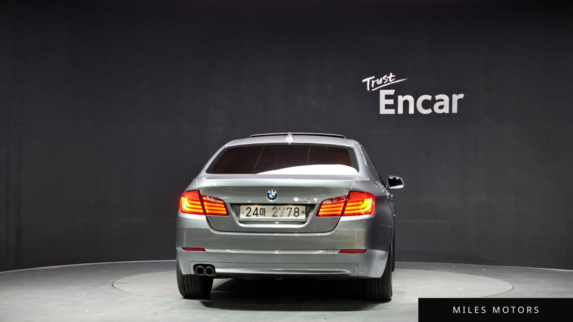 BMW 5 Series (F10) 2011 — миниатюра 4