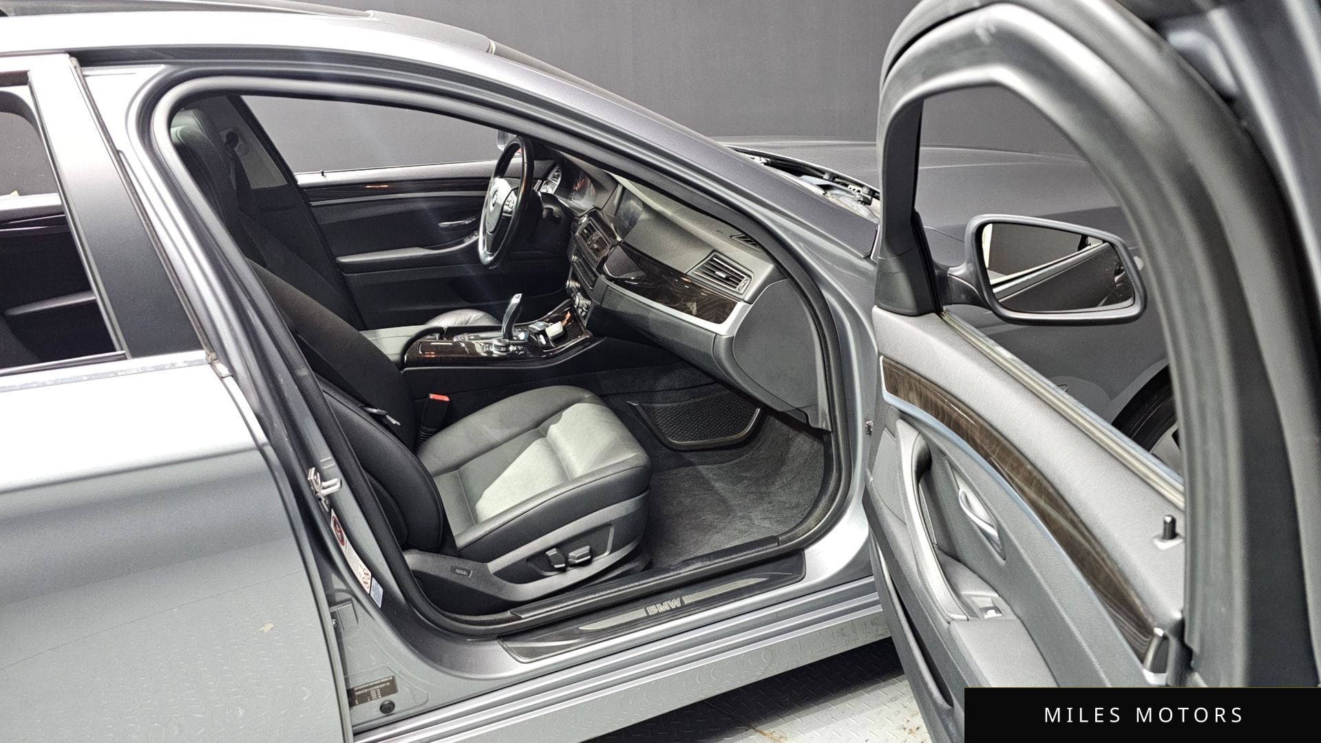 BMW 5 Series (F10) 2011 — миниатюра 11