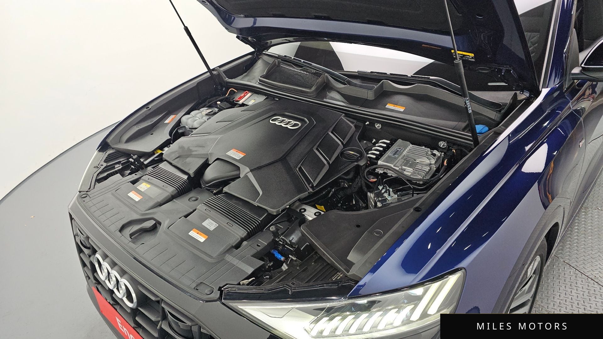 Audi Q8 (4M) 2023 — миниатюра 6