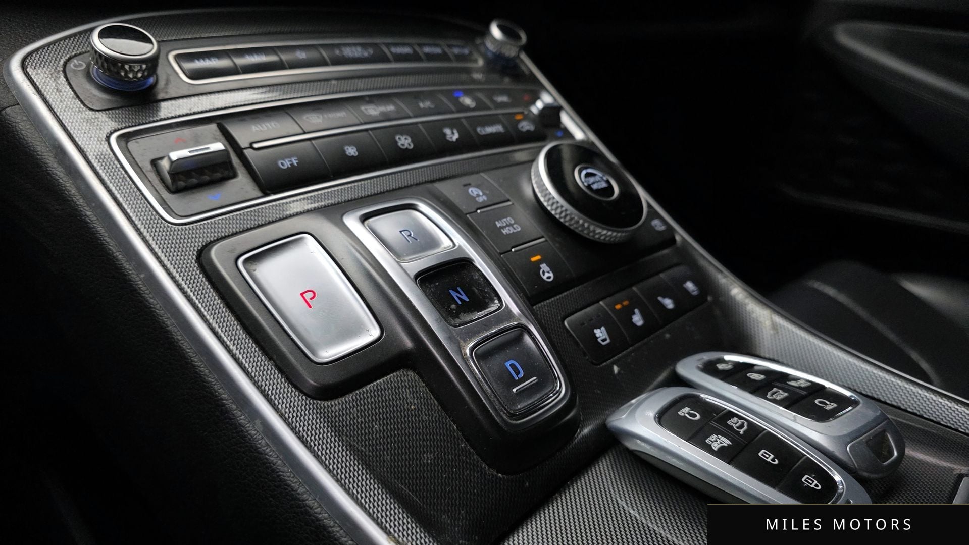 Hyundai Santafe 2021 — миниатюра 9