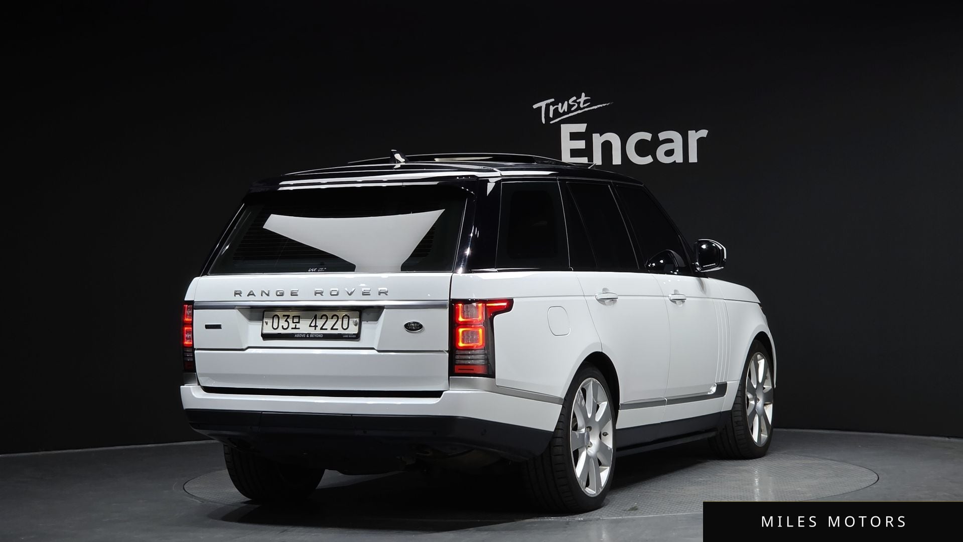 Land Rover Range Rover 2017 — миниатюра 2