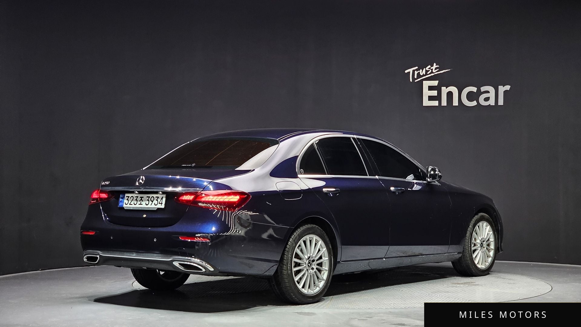 Mercedes-Benz E-Class W213 2022 — миниатюра 2