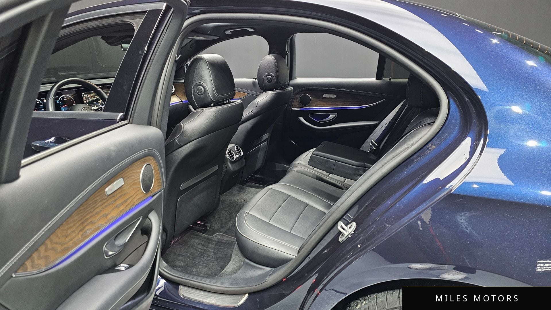 Mercedes-Benz E-Class W213 2022 — миниатюра 12