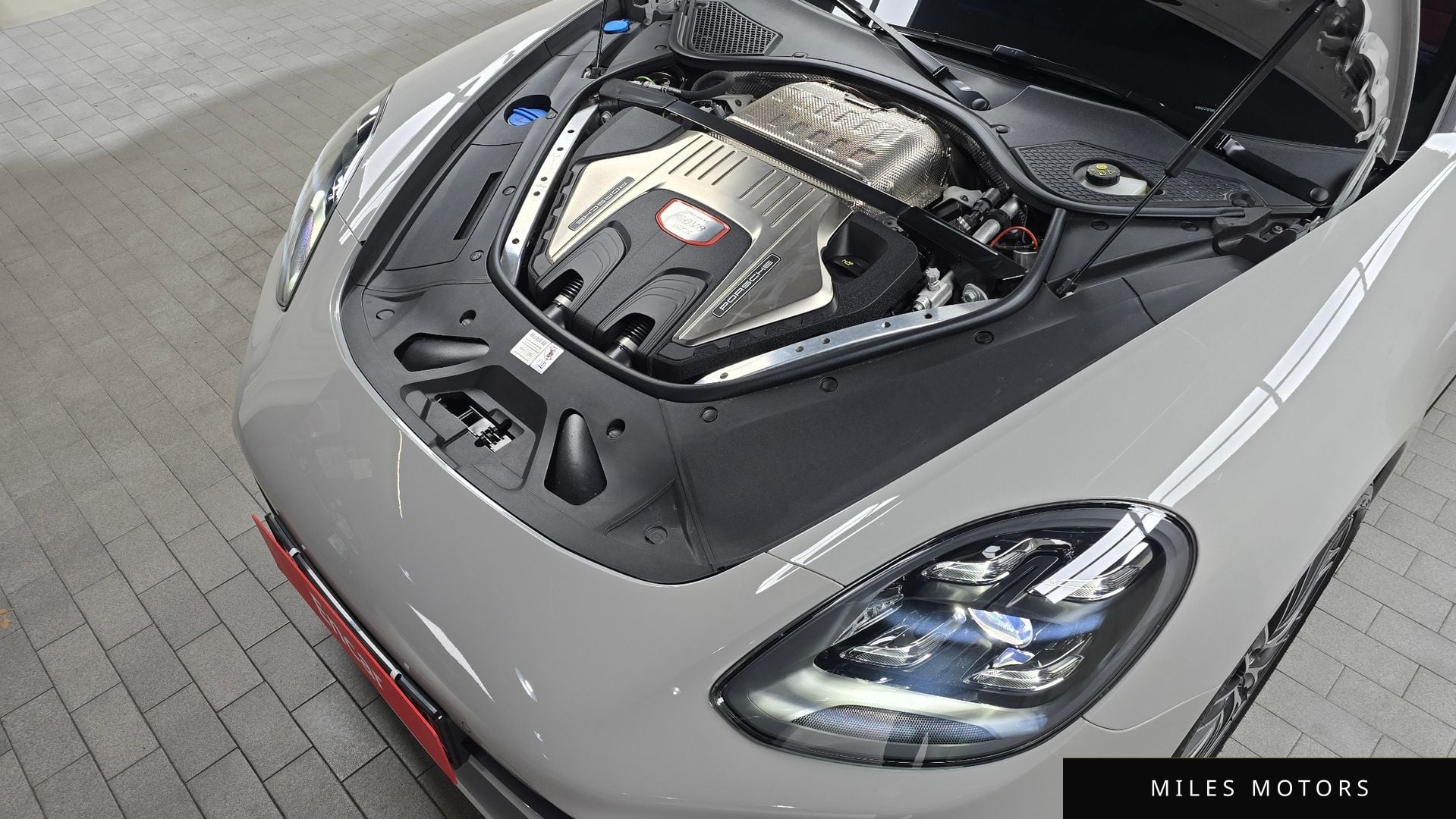 Porsche Panamera 2024 — миниатюра 6